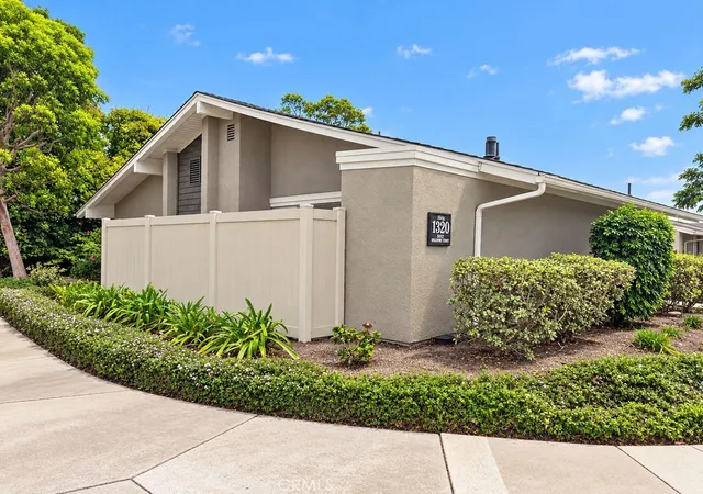 Photo 3 of Condo for sale at 8932 Biscayne Ct #1320A, Huntington Beach, CA 92646 | MLS# OC26207964 | Listing updated on 2026-10-12