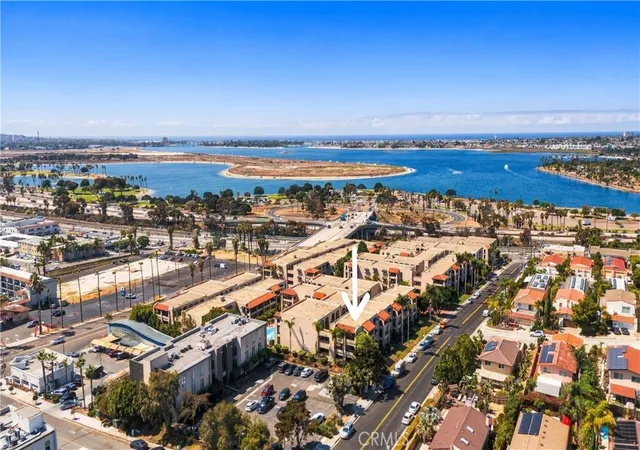 Photo 2 of Sale Pending at 2530 Clairemont Dr #301, San Diego, CA 92117 | MLS# ND26207929 | Listing updated on 2026-10-12