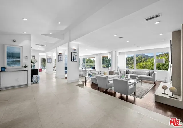 Photo 3 of Single family home for sale at 9626 Highridge Dr, Beverly Hills, CA 90210 | MLS# 26991955 | Listing updated on 2026-10-01