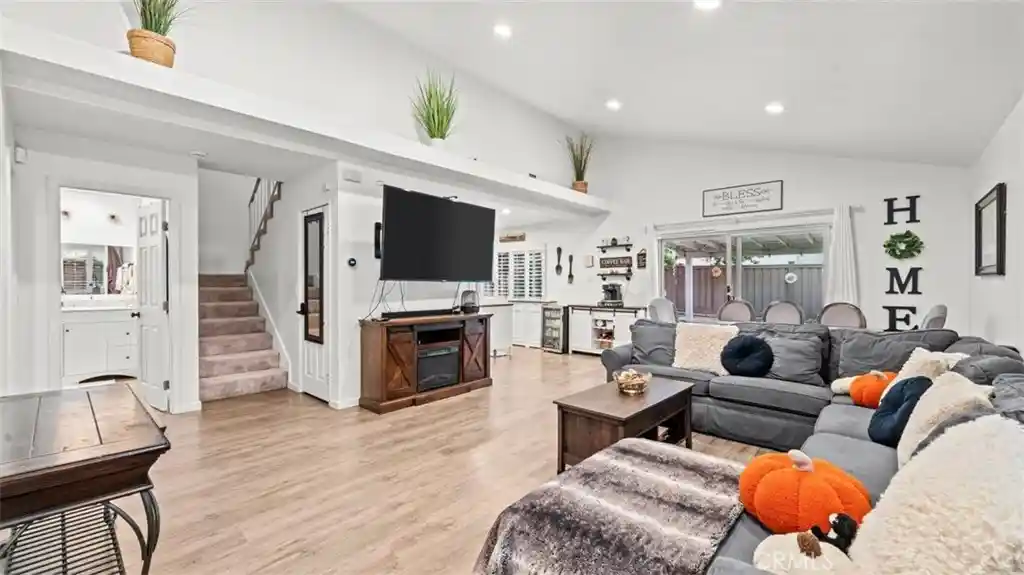Condo for sale at 16662 Minter Ct, Canyon Country, CA 91387 | MLS# CV26207453