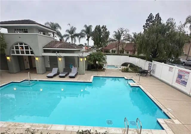 Listing Photo 5 - Condo for sale in building located at 7832 Daisy Cir, Huntington Beach, CA 92648