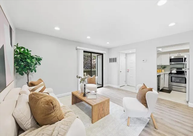 Photo 3 of Sale Pending at 714 San Conrado Ter #5, Sunnyvale, CA 94085 | MLS# ML82062335 | Listing updated on 2026-10-07