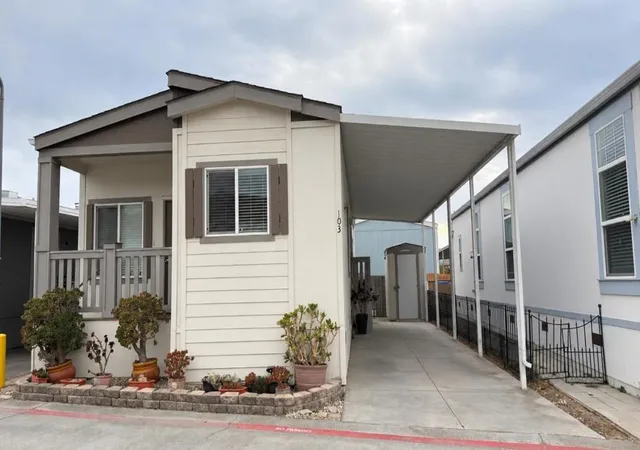 Manufactured home for sale at 270 Umbarger Rd #103, San Jose, CA 95111 | MLS# ML82062336