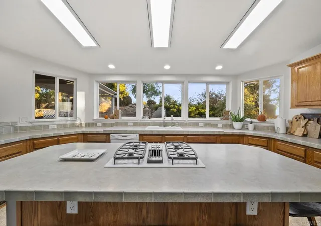 Photo 3 of Manufactured home for sale at 42550 Hall Rd, Hemet, CA 92544 | MLS# PTP2607188 | Listing updated on 2026-10-10