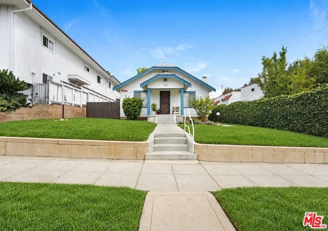 Multi family home for sale at 1025 19th Street, Santa Monica, CA 90403 | MLS# 26992049