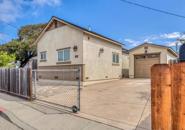 Photo 2 of Single family home for sale at 1816 Baker St, Seaside, CA 93955 | MLS# ML82062342 | Listing updated on 2026-10-01