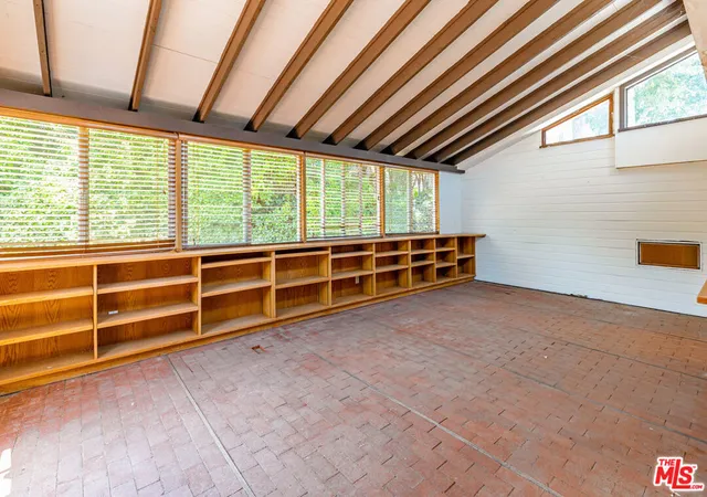Photo 12 of Single family home for sale at 6225 Bonsall Dr, Malibu, CA 90265 | MLS# 26992125 | Listing updated on 2026-10-01