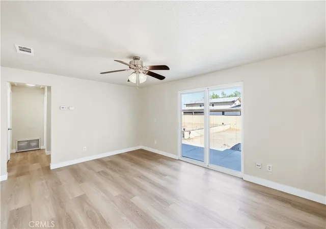 Photo 4 of Single family home for sale at 343 E Lingard St, Lancaster, CA 93535 | MLS# SR26208221 | Listing updated on 2026-09-24