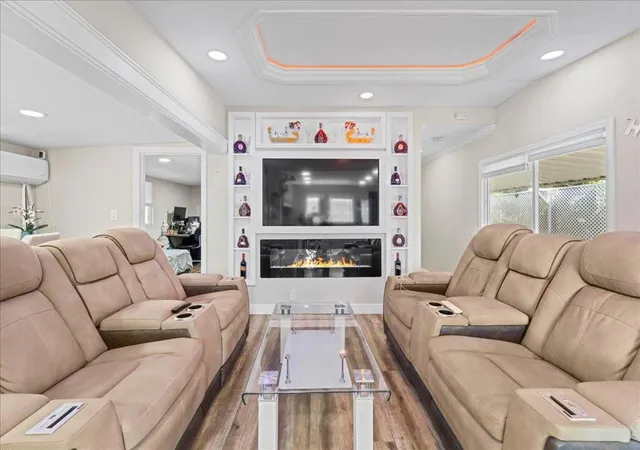 Photo 2 of Manufactured home for sale at 2150 Monterey Rd #101, San Jose, CA 95112 | MLS# ML82062368 | Listing updated on 2026-10-11