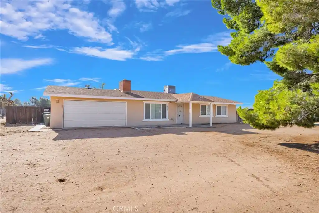 Photo 1 of Single family home for sale at 14371 Jicarilla Rd, Apple Valley, CA 92307 | MLS# HD26208242 | Listing updated on 2026-10-19