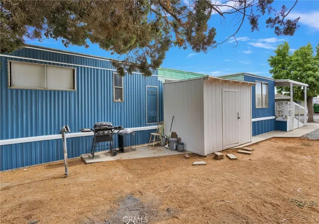 Photo 4 of Manufactured home for sale at 21922 Ottawa Space #18, Apple Valley, CA 92308 | MLS# HD26208106 | Listing updated on 2026-09-23