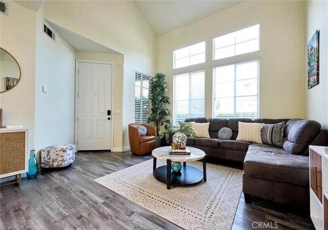 Photo 4 of Single family home for sale at 2080 New Hvn, Claremont, CA 91711 | MLS# CV26207857 | Listing updated on 2026-09-24