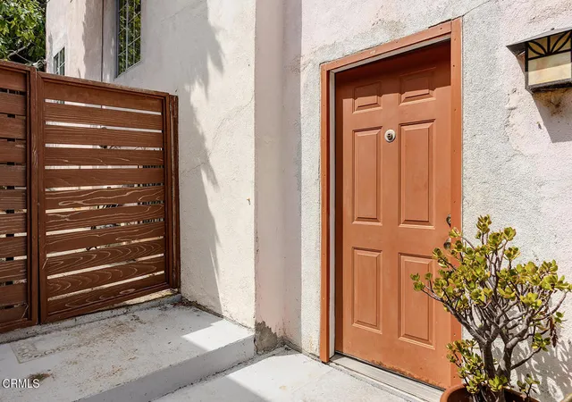 Photo 2 of Single family home for sale at 1341 Cambridge Dr, Glendale, CA 91205 | MLS# P1-28959 | Listing updated on 2026-10-07