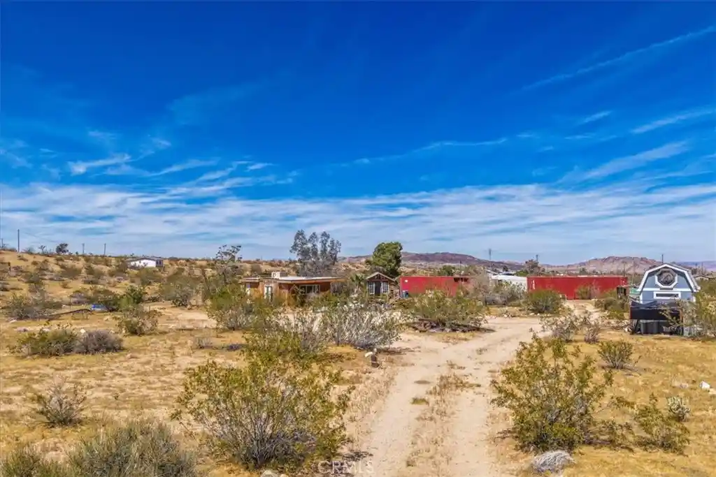 Land for sale at 1022 Chuckawalla Rd, Landers, CA 92285 | MLS# JT26208329