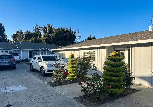 Photo 2 of Sale Pending at 507 E Lake Ave, Watsonville, CA 95076 | MLS# ML82062389 | Listing updated on 2026-10-06