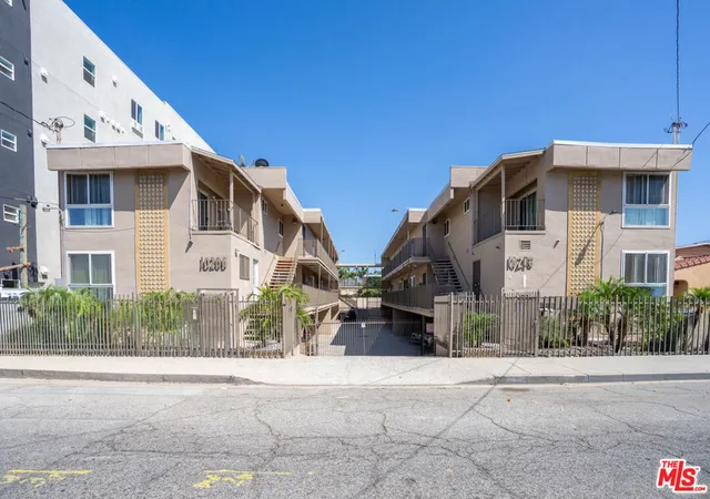 Multi family home for sale at 10206 S Inglewood Ave, Inglewood, CA 90304 | MLS# 26992347