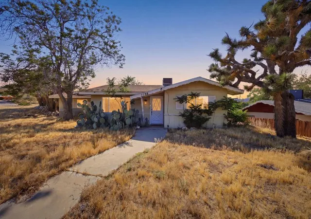 Photo 1 of Single family home for sale at 7798 Acoma Trl, Yucca Valley, CA 92284 | MLS# 219153152DA | Listing updated on 2026-09-25