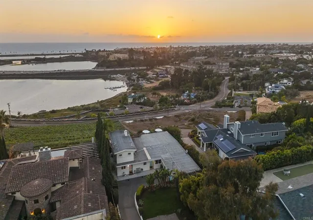 Photo 2 of Single family home for sale at 4347 Highland Dr, Carlsbad, CA 92008 | MLS# NDP2608909 | Listing updated on 2026-09-25