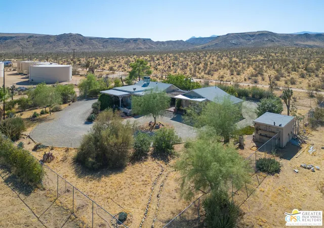 Photo 2 of Single family home for sale at 475 Kickapoo Trl, Yucca Valley, CA 92284 | MLS# 26991209PS | Listing updated on 2026-10-01