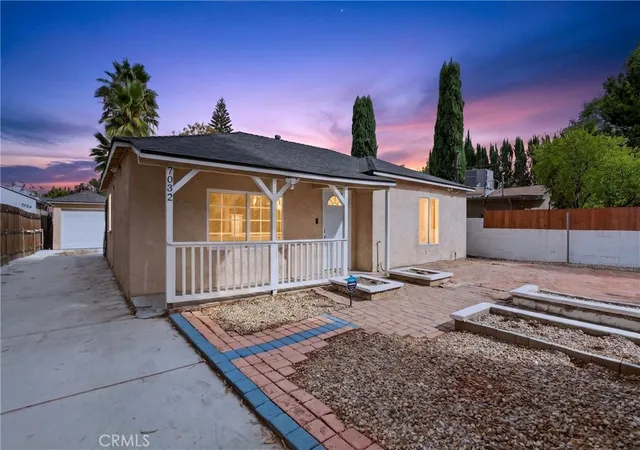 Photo 2 of Single family home for sale at 7032 Crebs Ave, Reseda, CA 91335 | MLS# SR26208175 | Listing updated on 2026-10-04