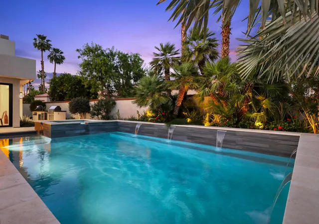 Listing Photo 4 - Condo for sale in building located at 55830 Pinehurst, La Quinta, CA 92253