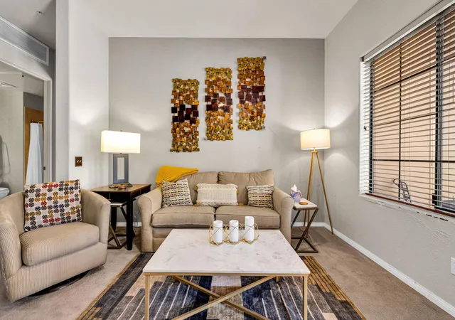 Listing Photo 5 - Condo for sale in building located at 50730 Santa Rosa Plz, La Quinta, CA 92253 - Unit #4