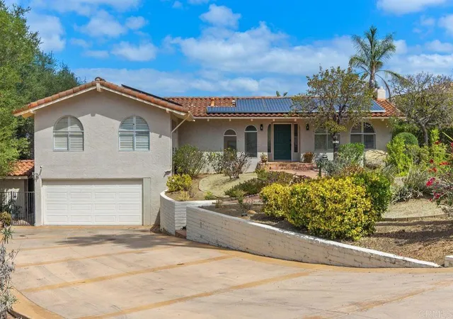 Photo 3 of Single family home for sale at 1154 Via Valle, Escondido, CA 92029 | MLS# NDP2608911 | Listing updated on 2026-10-03