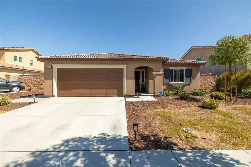 Photo 1 of Single family home for sale at 1400 Monument, Hemet, CA 92543 | MLS# SW26208600 | Listing updated on 2026-10-17