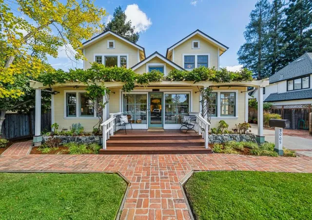 Photo 2 of Sale Pending at 3005 Cowper St, Palo Alto, CA 94306 | MLS# ML82062441 | Listing updated on 2026-10-03