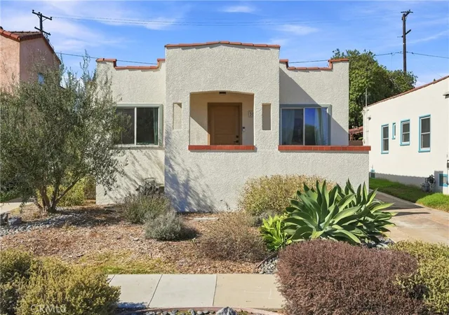 Single family home for sale at 3855 E Wilton, Long Beach, CA 90804 | MLS# PW26207869