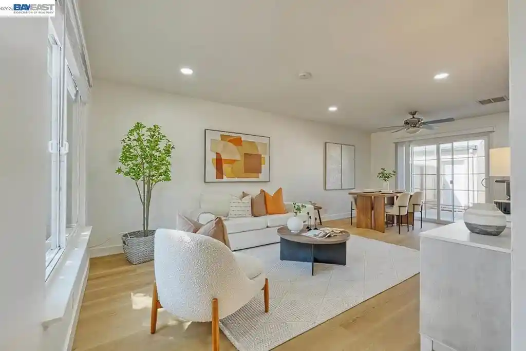 Townhouse for sale at 4160 Aquarius Cir, Union City, CA 94587 | MLS# 41149252