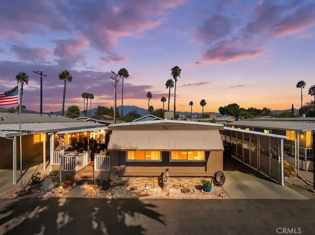 Photo 1 of Manufactured home for sale at 4400 W Florida Ave #9, Hemet, CA 92545 | MLS# TR26208086 | Listing updated on 2026-10-18
