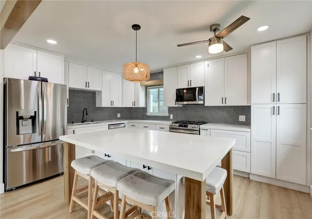 Photo 1 of Single family home for sale at 33288 Landerville, Lake Elsinore, CA 92530 | MLS# IV26207823 | Listing updated on 2026-09-25