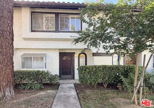 Photo 3 of Townhouse for sale at 5542 Las Virgenes Rd #97, Calabasas, CA 91302 | MLS# 26985193 | Listing updated on 2026-09-25