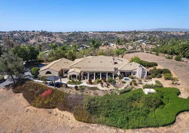 Photo 2 of Mansion for sale at 2258 Gird Rd, Fallbrook, CA 92028 | MLS# NDP2608918 | Listing updated on 2026-10-01