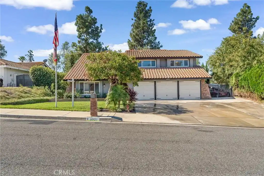 Photo 1 of Single family home for sale at 6801 Rycroft Dr, Riverside, CA 92506 | MLS# IG26208629 | Listing updated on 2026-10-24