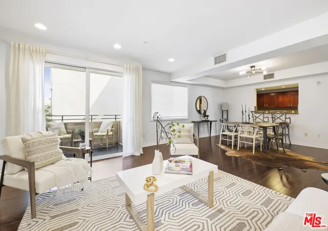 Condo for sale at 305 Arnaz Dr #303, Los Angeles, CA 90048 | MLS# 26988395