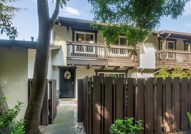 Townhouse for sale at 290 Junipero, Fremont, CA 94536 | MLS# ML82062476