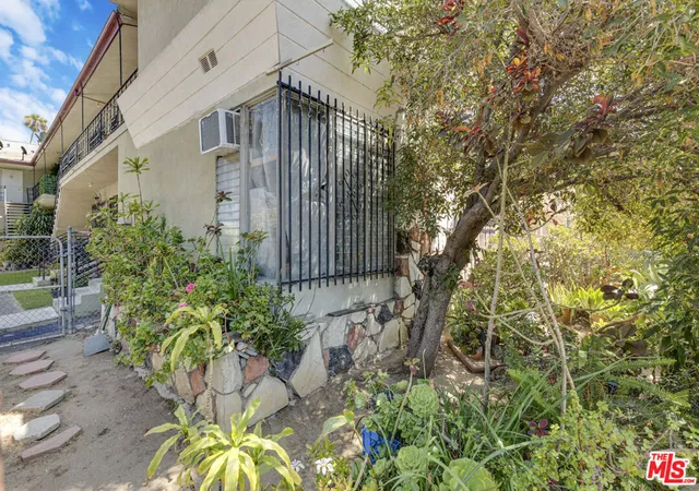 Photo 3 of Multi family home for sale at 916 S Normandie Ave, Los Angeles, CA 90006 | MLS# 26934849 | Listing updated on 2026-09-24