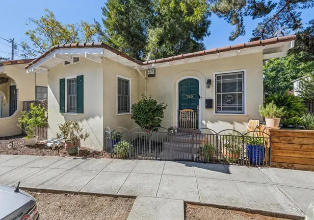 Photo 1 of Sale Pending at 790792 Palo Alto Ave, Palo Alto, CA 94301 | MLS# ML82062478 | Listing updated on 2026-10-06