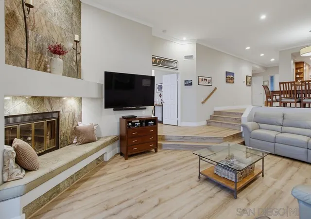 Photo 3 of Sale Pending at 11181 Caminito Vista Serena, San Diego, CA 92131 | MLS# 260023333SD | Listing updated on 2026-10-05