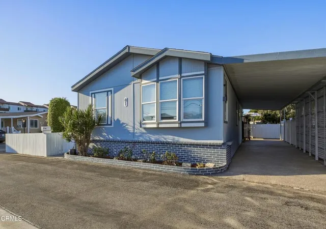 Manufactured home for sale at 2400 E Pleasant Valley Rd #81, Oxnard, CA 93033 | MLS# V1-38907