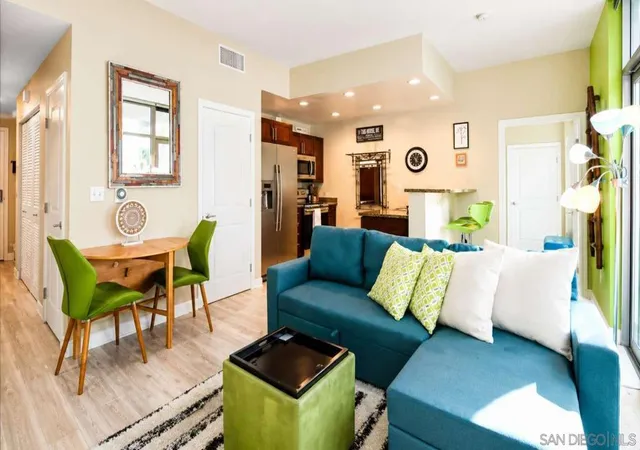Listing Photo 4 - Condo for sale in building located at 206 Park Blvd, San Diego, CA 92101 - Unit #402