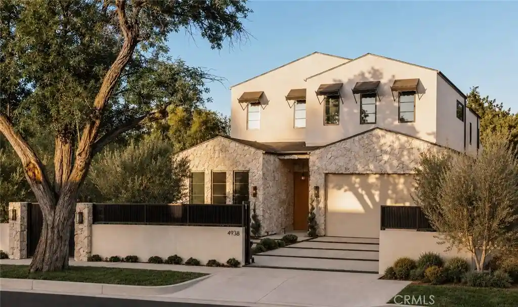 Photo 1 of Single family home for sale at 4938 Hesperia Ave, Encino, CA 91316 | MLS# SR26208751 | Listing updated on 2026-10-24