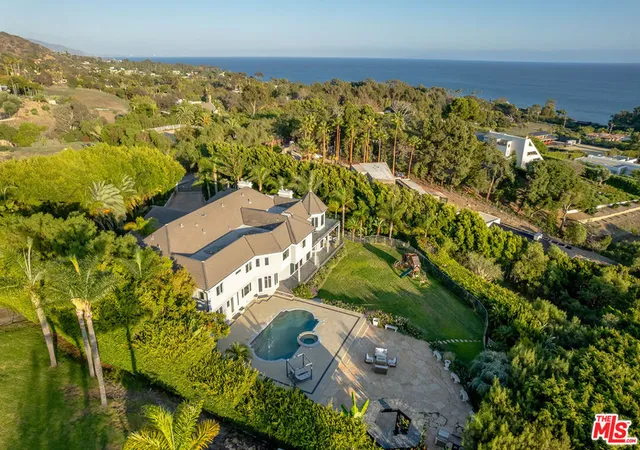 Photo 3 of Mansion for sale at 27551 Pacific Coast Hwy, Malibu, CA 90265 | MLS# 26991725 | Listing updated on 2026-10-02