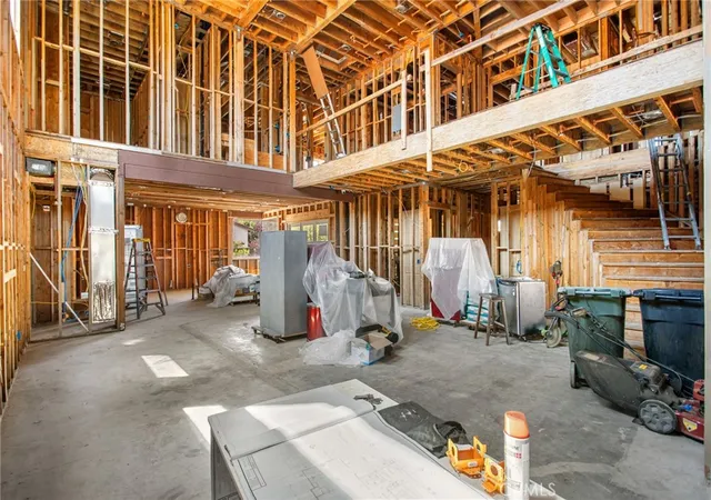 Photo 2 of Single family home for sale at 22661 Cvs View St, Canyon Lake, CA 92587 | MLS# SW26208810 | Listing updated on 2026-09-25