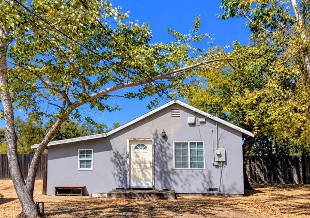 Photo 1 of Single family home for sale at 371 Ford Rd, Sacramento, CA 95838 | MLS# ML82062502 | Listing updated on 2026-09-24