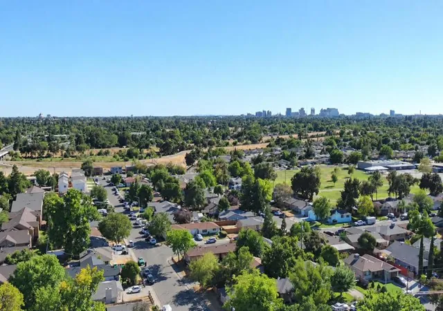 Photo 3 of Single family home for sale at 371 Ford Rd, Sacramento, CA 95838 | MLS# ML82062502 | Listing updated on 2026-09-24
