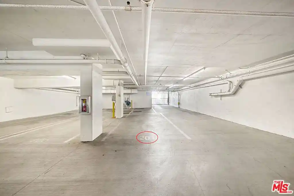 Listing Photo 30 - Condo for sale in 2864 Sunset Pl located at 2864 Sunset Pl, Los Angeles, CA 90005 - Unit #201