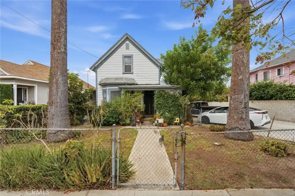 Multi family home for sale at 2231 Eastlake, Los Angeles, CA 90031 | MLS# TR26172110